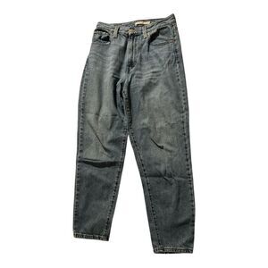 Levi’s Women’s Mom Jeans size 27